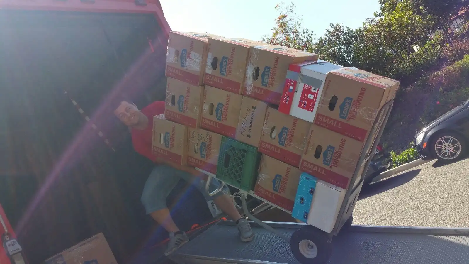 mover handling items